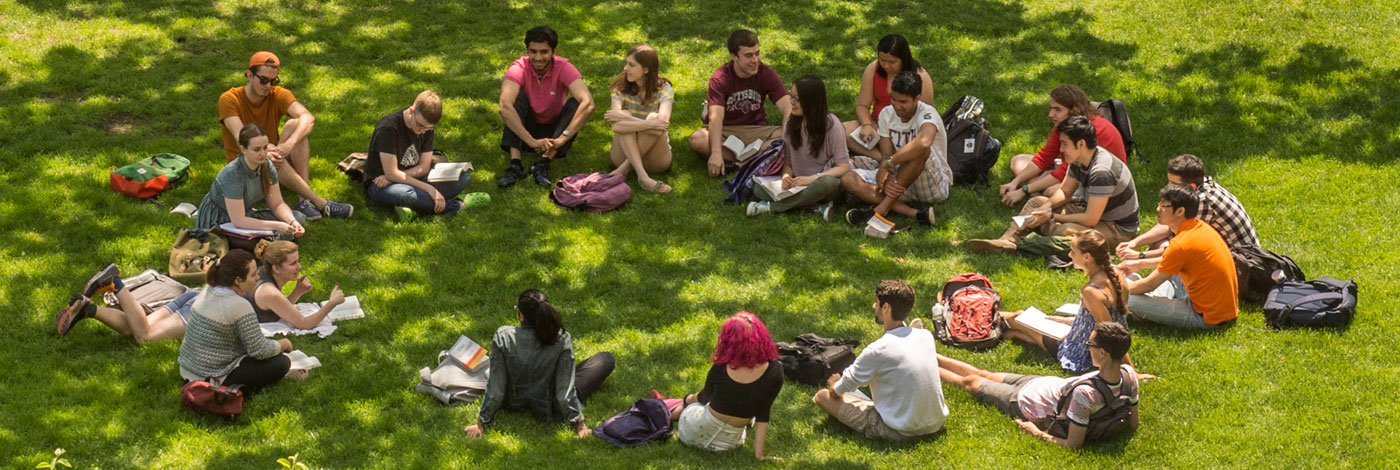 Scene on UChicago main quadrangles