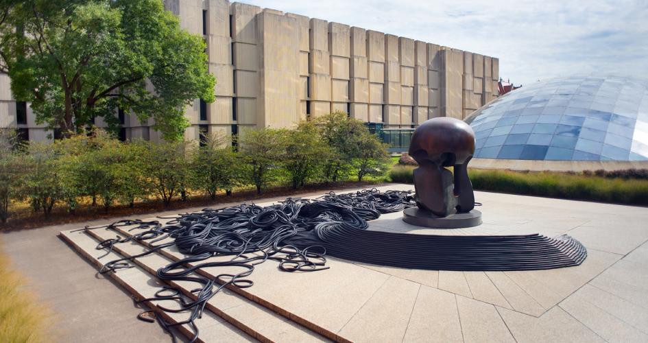 Steps leading to front entrance of Regenstein Library.