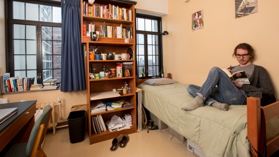 Large Single | International House | The University of Chicago