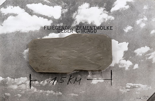 Wolf Vostell, Fliegende Zementwolke ueber Chicago (Flying Cement Cloud over Chicago), 1970